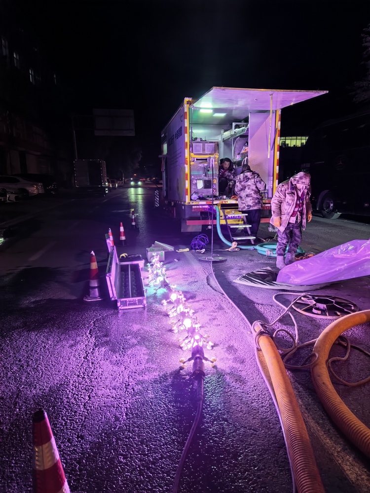 独山子管道非开挖修复